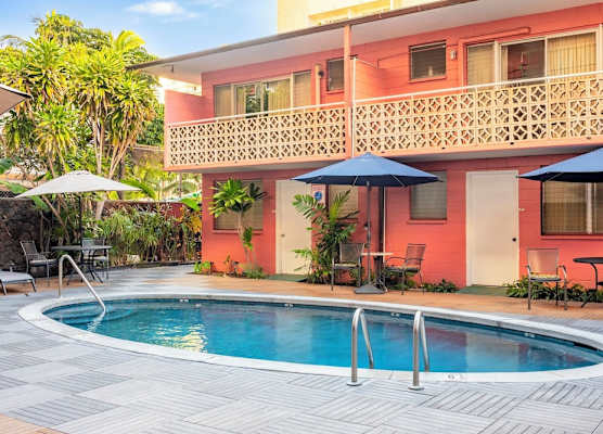 Royal Grove Waikiki 1
