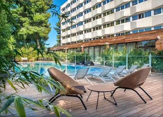 HÔTEL C SUITES chambres spacieuses 1