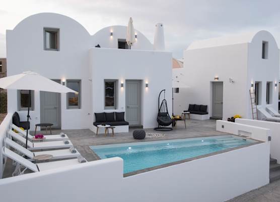 White Orchid Suites 1
