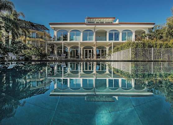 Sicilia's Art Hotel & Spa 1