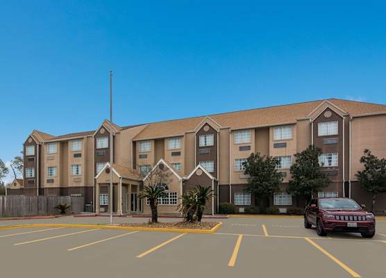Americas Best Value Inn and Suites Lake Charles 1