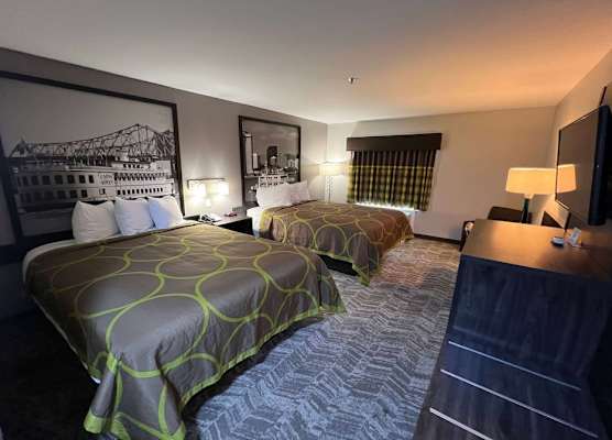 Super 8 by Wyndham Lake Charles/Sulphur 1