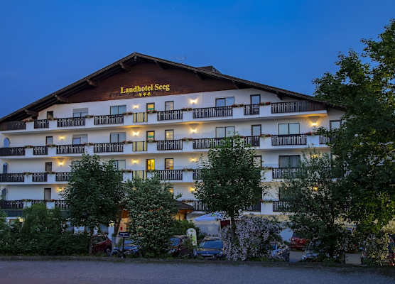 Landhotelwohnung in Seeg 1