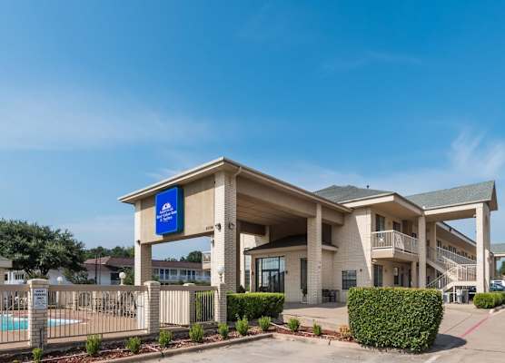 Americas Best Value Inn & Suites Fort Worth South 1
