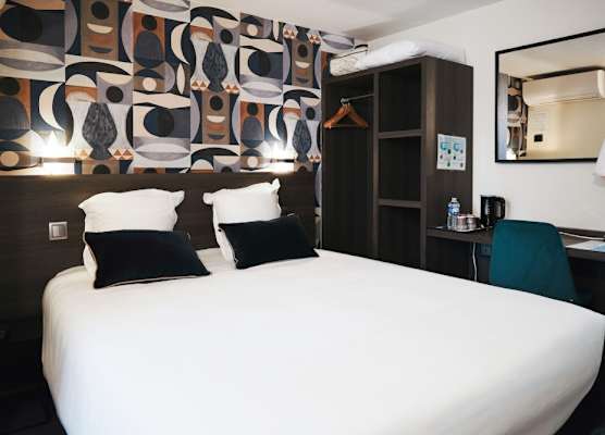 Brit Hotel Confort Orly Morangis 1