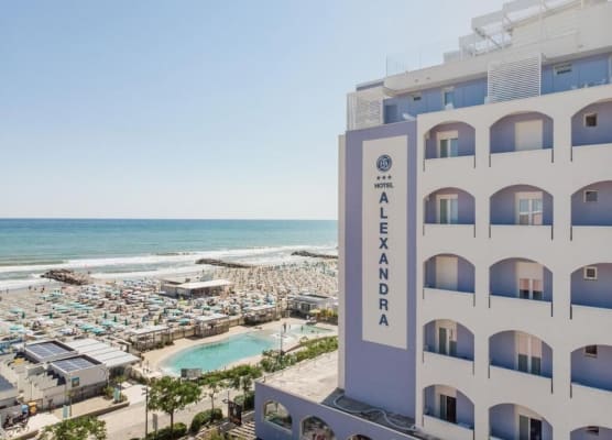 Alexandra BB & Brunch - Beach Front - Healthy XXL Breakfast & Brunch until 12 30 1