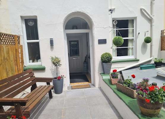 The Collingdale Guest House 1