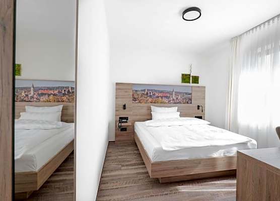 Landhotel Kirchberg - Hotel Garni 1