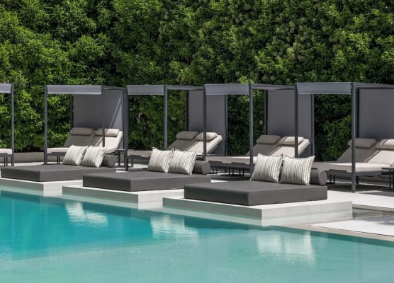 Blazer Suites Hotel 1
