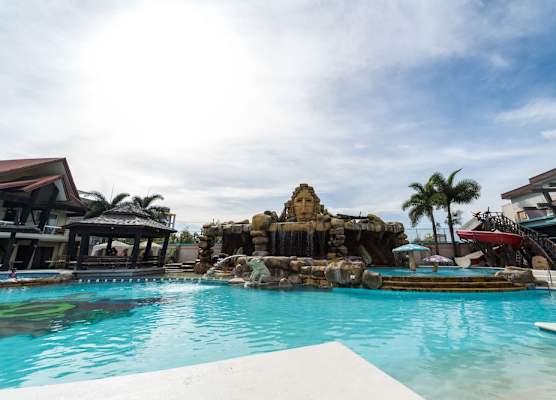 MO2 Westown Hotel Iloilo 1
