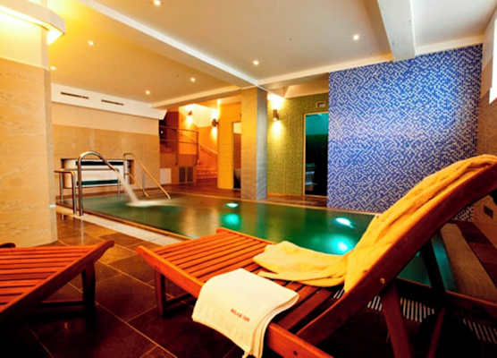Relax Inn 1
