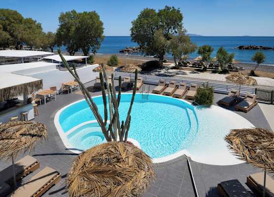 Nissia Beach Apartments & Suites 1