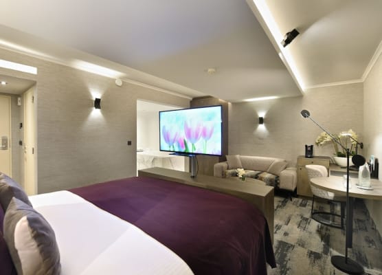 Hotel Charleroi Airport - Van Der Valk 1