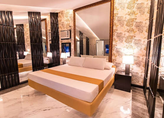 Hotel Ava Cuneta 1