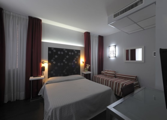 Hotel Aaron 1