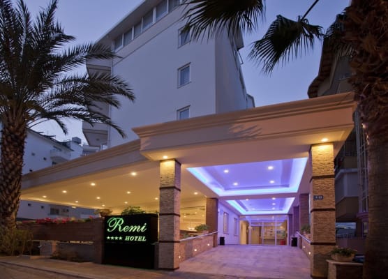 Remi Hotel 1