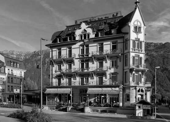 Carlton-Europe Vintage Adults Hotel 1