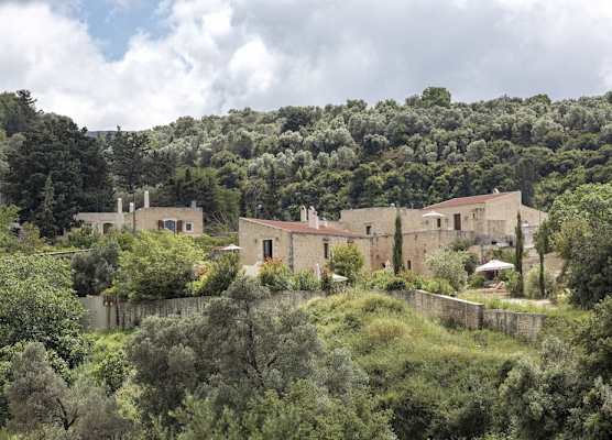 Kapsaliana Village Hotel 1