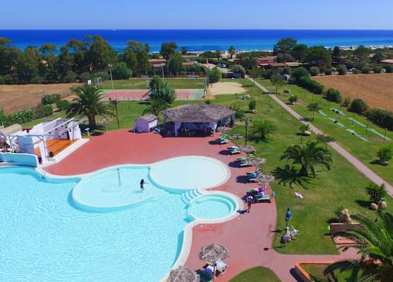 Rey beach Club 1