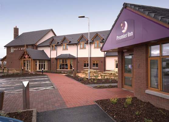 Premier Inn Dumbarton/Loch Lomond 1