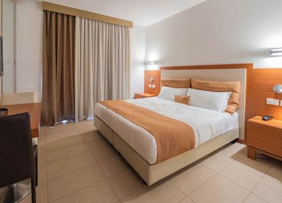 Main Palace Hotel 1