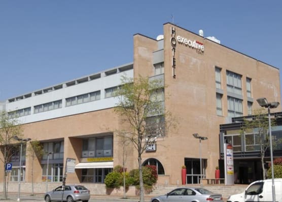 Executive Hotel 1