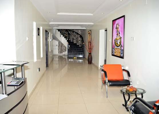 De Rigg Place - Alaka Estate, Surulere 1