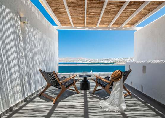 Dreambox Mykonos Suites and Mini Villas 1