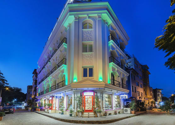 The Magnaura Palace Hotel 1