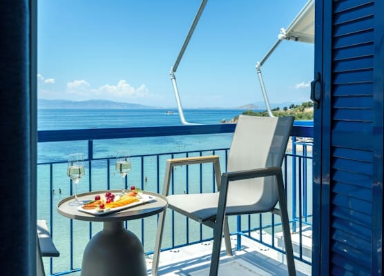 Hotel Avra 1