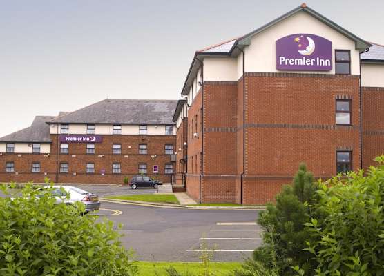 Premier Inn Livingston - M8 Jct3 1