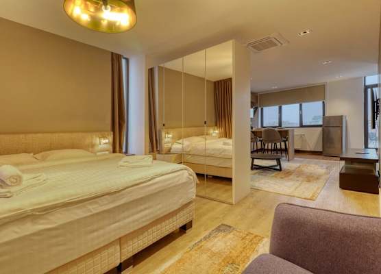 Uni88 ApartHotel 1