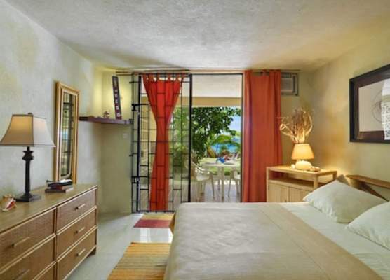 Surfers Bay 1