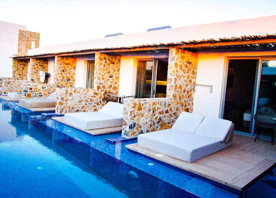 Sunshine Hotel 1