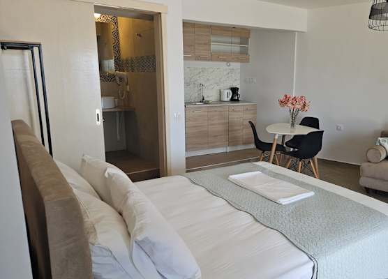 Akteon Rooms 1