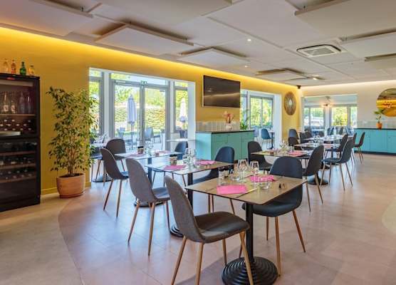 Sure Hotel by Best Western Biarritz Aeroport 1