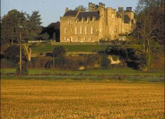 Airth Castle Hotel And Spa Resort 1