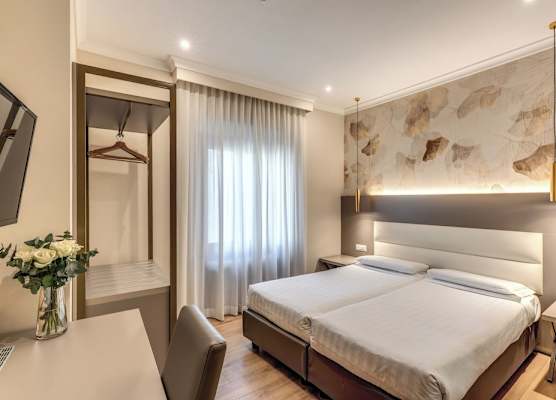 Flower Garden Hotel 1