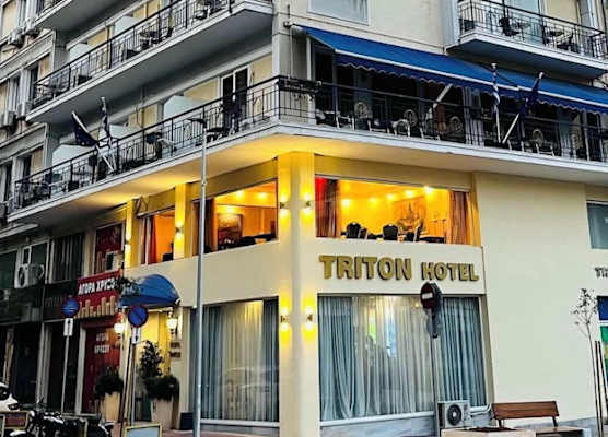 Triton Hotel Piraeus 1