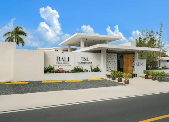 Bali Hotel Adults Only Isla Verde, a Trademark by Wyndham 1