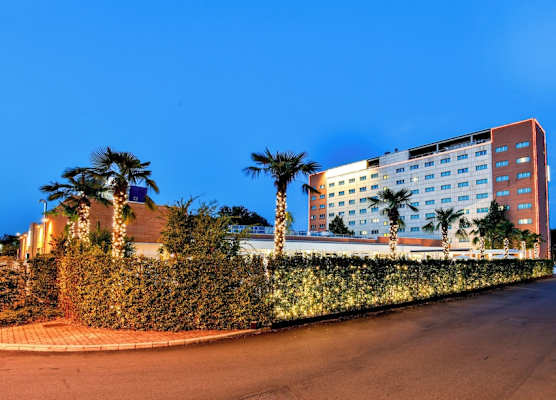 The Sydney Hotel 1