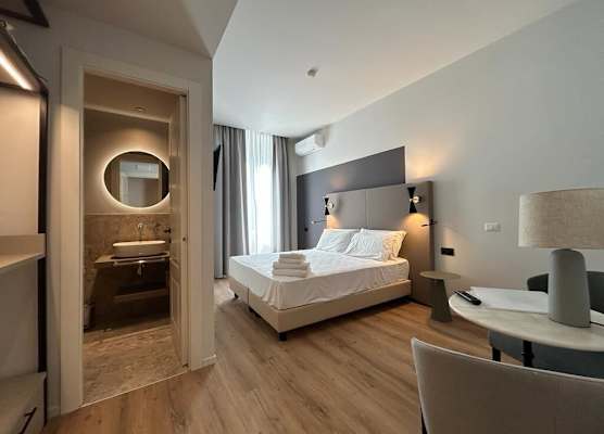 Hotel Porta Pia 1