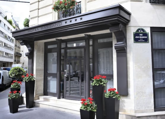 Hôtel Bassano 1