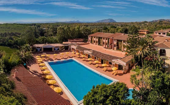 Villaggio Cala Ginepro Resort & SPA 1
