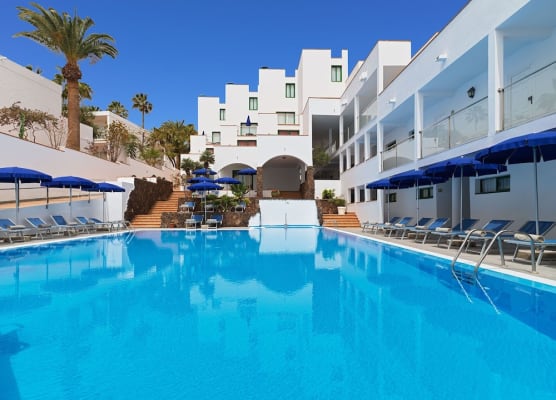 Aparthotel Esquinzo Y Monte Del Mar 1