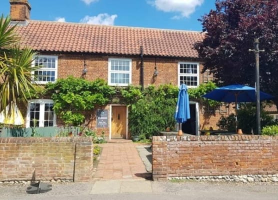 Sutton Staithe Hotel 1