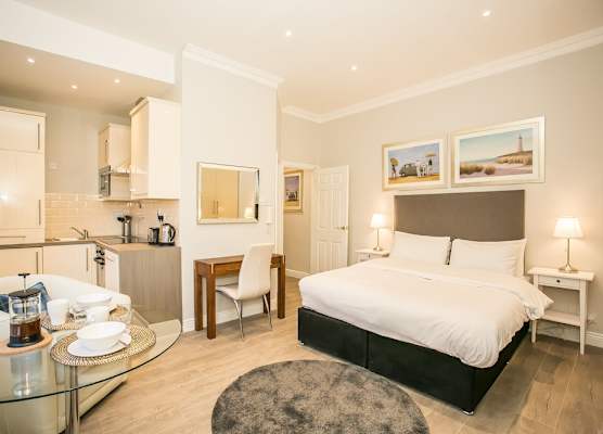 Grand Canal District Apartments 1