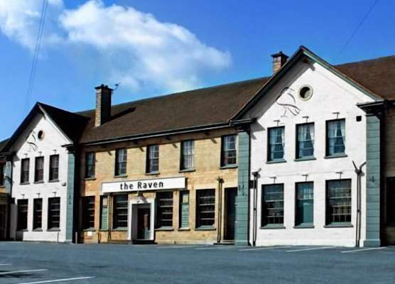 The Raven Hotel 1