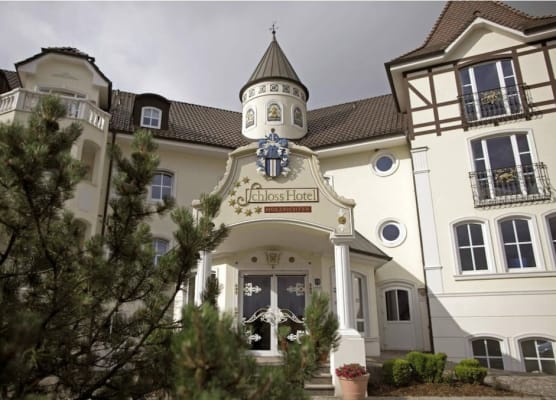 Schloss Hotel Holzrichter 1