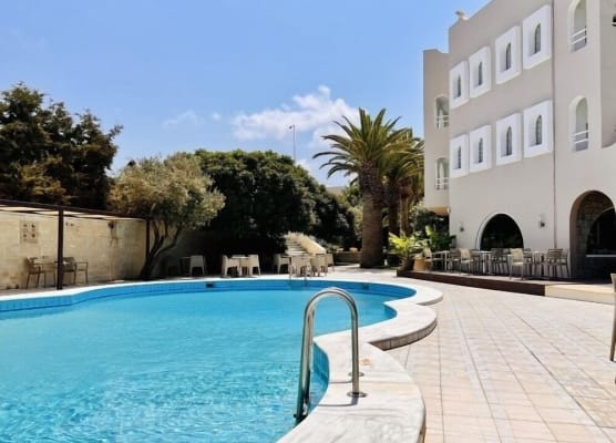 Karteros Hotel 1